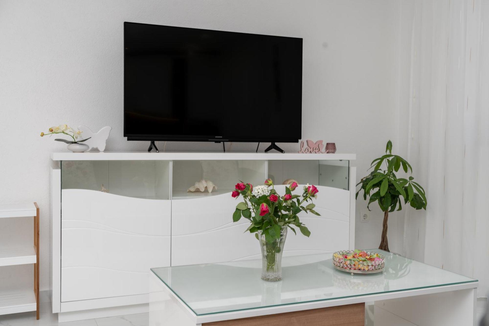 Apartmani Marivo Baska Voda Luaran gambar