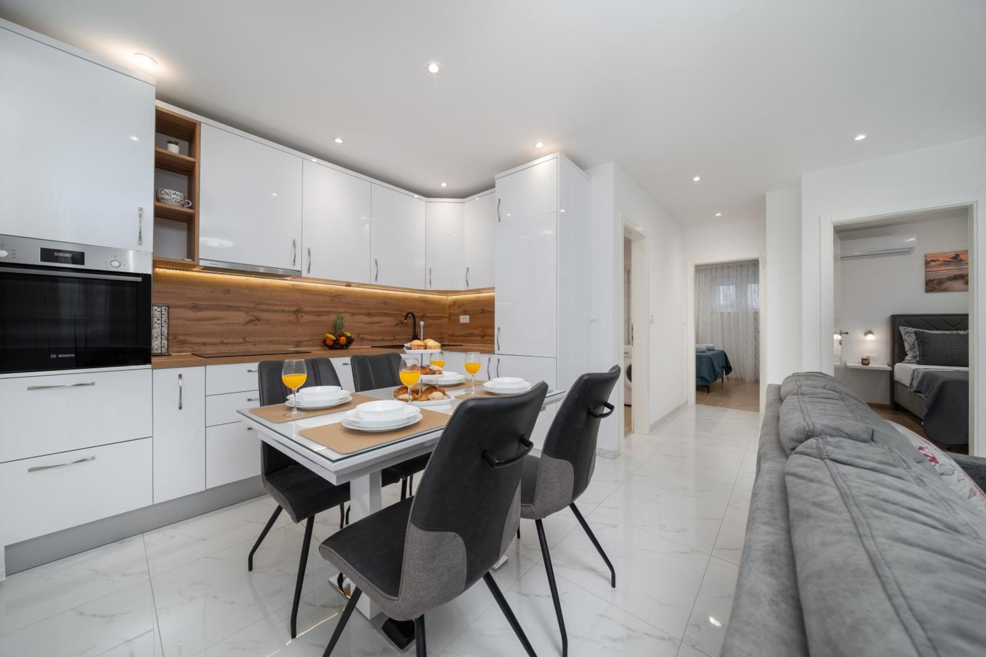 Apartmani Marivo Baska Voda Luaran gambar
